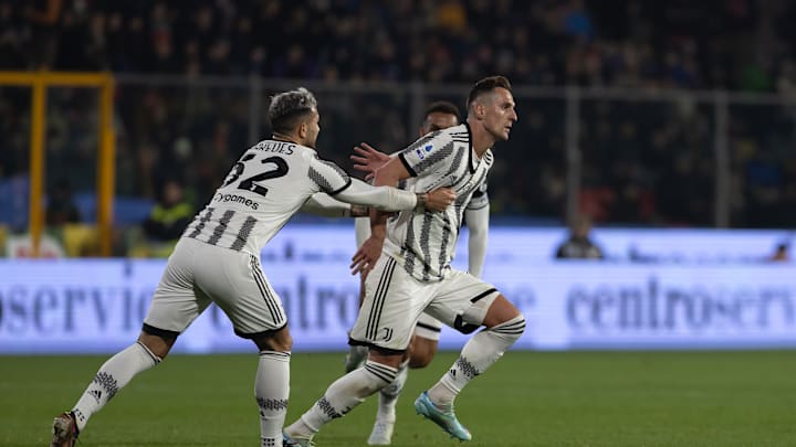 Tendangan bebas Arkadiusz Milik menjadi penentu kemenangan Juventus atas Cremonese dalam lanjutan kompetisi Liga Italia