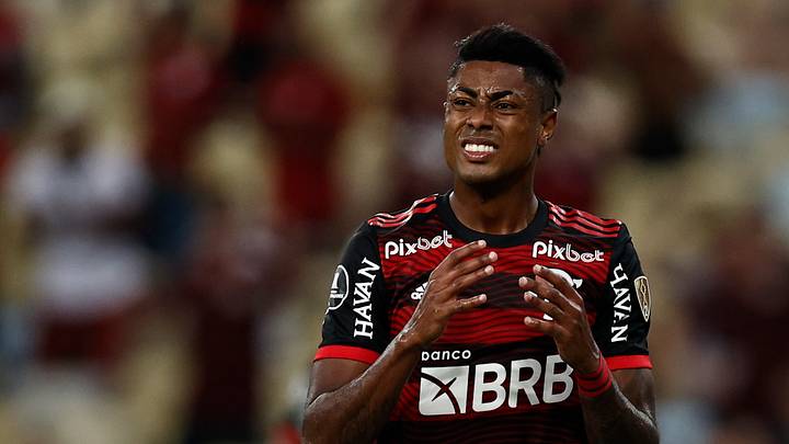 FIM DE JOGO! Flamengo pressiona, desperdiça oportunidades e é eliminado da Libertadores
