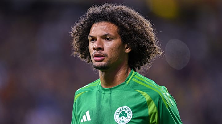 Willian Arão está fora do Panathinaikos e pode voltar ao futebol brasileiro Willian Arão está fora do Panathinaikos e pode voltar ao futebol brasileiro