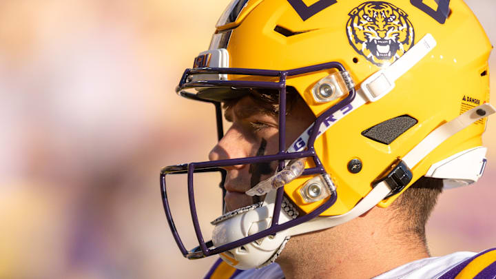 LSU Tigers quarterback Garrett Nussmeier