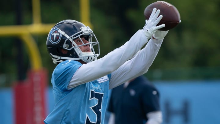 Tennessee Titans cornerback Caleb Farley (3) pulls in a catch during practice at Ascension Saint Thomas Sports Park Friday, Sept. 16, 2022, in Nashville, Tenn.

Nas 0916 Titans 009