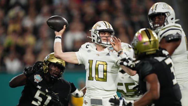 Dec 22, 2023; Tampa, FL, USA; Georgia Tech Yellow Jackets quarterback Haynes King (10). attempts a pass against the UCF Knights during the first half of the Gasparilla Bowl at Raymond James Stadium. Mandatory Credit: Jasen Vinlove-USA TODAY Sports