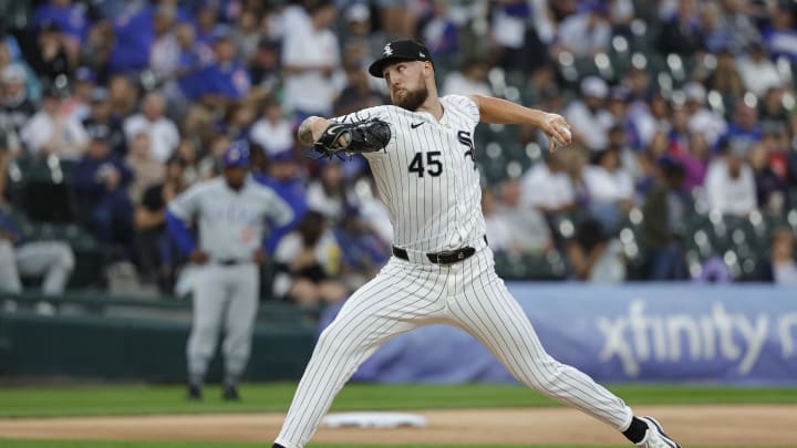 Chicago White Sox starting pitcher Garrett Crochet (45) delivers a pitch against the Chicago Cubs during the first inning at Guaranteed Rate Field on Aug 9.