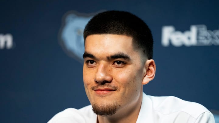 Zach Edey, a first-round draft pick for the Grizzlies, smiles during a press conference to introduce the team’s 2024 NBA Draft picks at FedExForum on Friday, June 28, 2024.