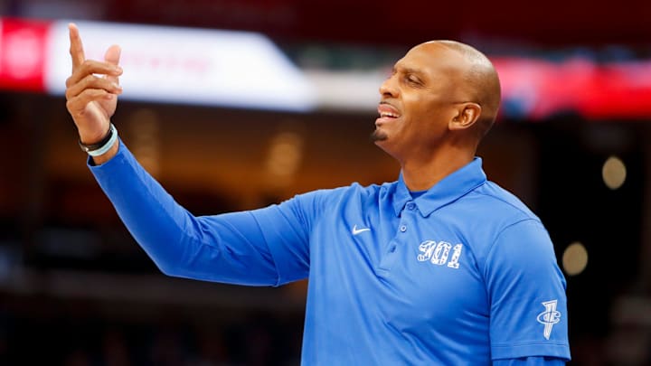 Memphis' head coach Penny Hardaway yells to a player during the game between University of Alabama at Birmingham and University of Memphis at FedExForum in Memphis, Tenn., on Sunday, March 3, 2024.