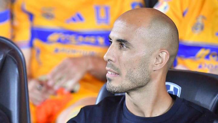 Convertido en emblema auriazul desde 2013, Guido Pizarro debuta como entrenador en una final de Liga MX con el mismo club al que entregó su carrera. Convertido en emblema auriazul desde 2013, Guido Pizarro debuta como entrenador en una final de Liga MX con el mismo club al que entregó su carrera.