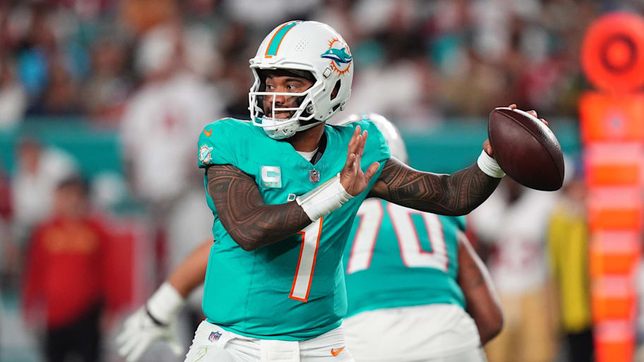 Miami Dolphins quarterback Tua Tagovailoa (1) attempts a pass against the San Francisco 49ers during second half at Hard Rock Stadium. | Jasen Vinlove-Imagn Images