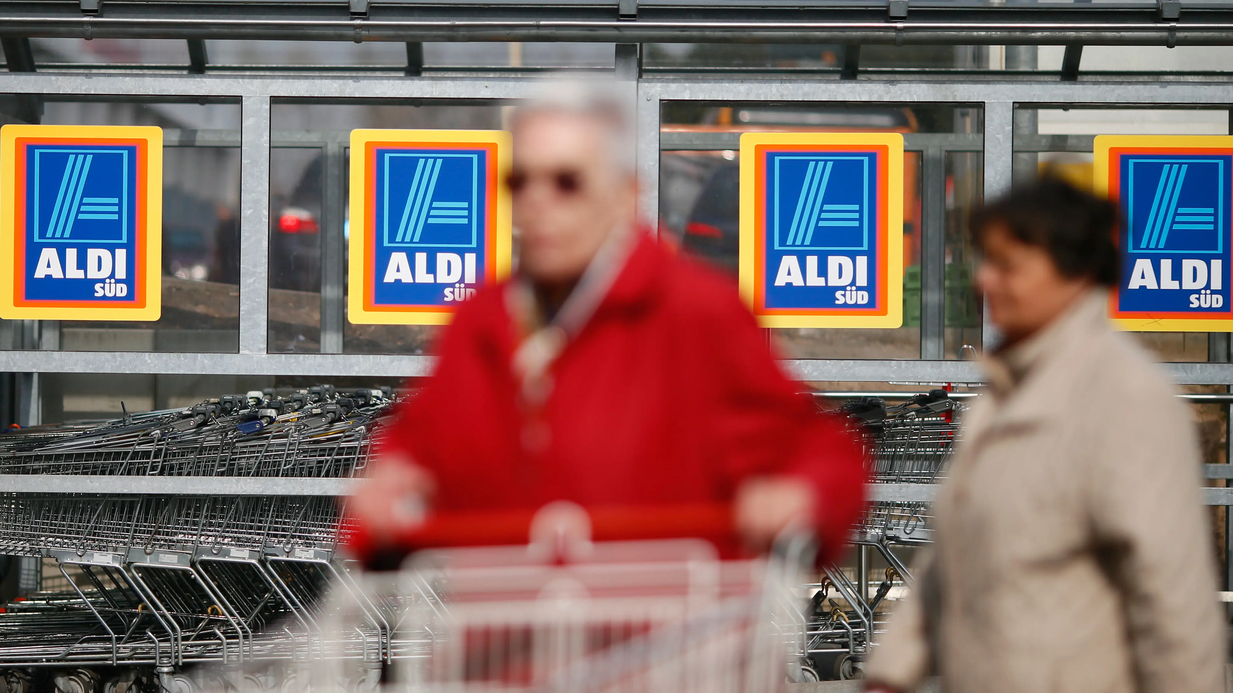 Shopper at Aldi