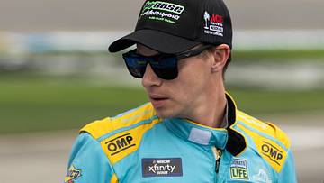 NASCAR Weekend Thrills: Xfinity and Cup Series at Iowa!