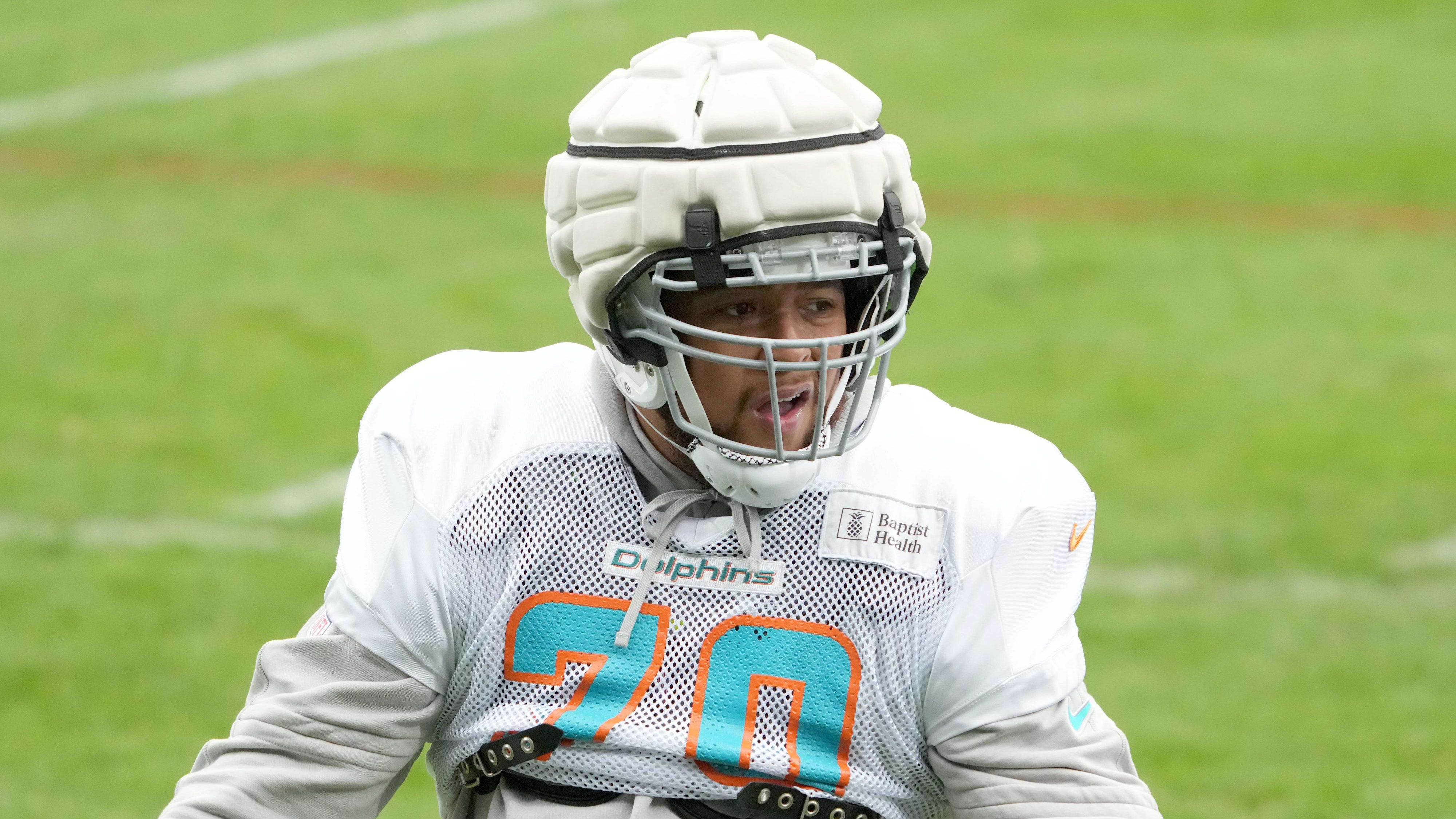Miami Dolphins offensive tackle Kendall Lamm