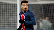 Désiré Doué débute dans ce match.