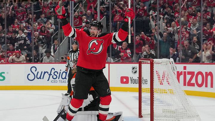 New Jersey Devils right wing Anthony Mantha (39) celebrates a goal: Ed Mulholland-Imagn Images