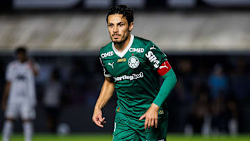 Raphael Veiga Raphael Veiga