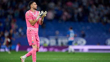 Joan Garcia wird als neuer Torwart beim FC Barcelona gehandelt.