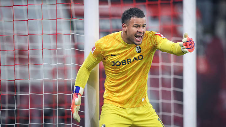 Verlässt Noah Atubolu den SC Freiburg in Richtung England? Verlässt Noah Atubolu den SC Freiburg in Richtung England?