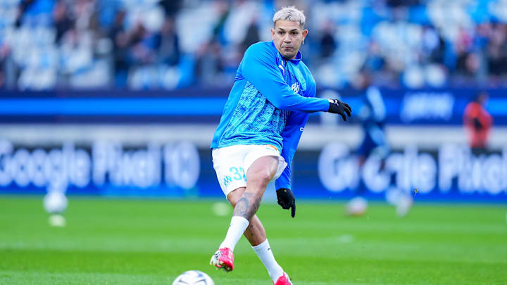 Facundo Medina a vécu une soirée très complique au Parc des Princes 