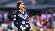 Guillermo Ochoa es referente y jugador histórico del América; también odiado rival de Chivas