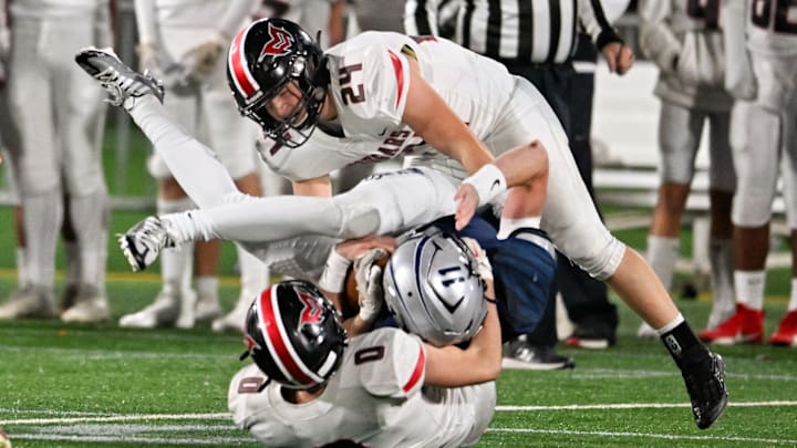 Sam Paskewich and Mountain View are 4-0.