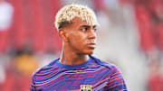 Lamine Yamal est titulaire contre Levante.