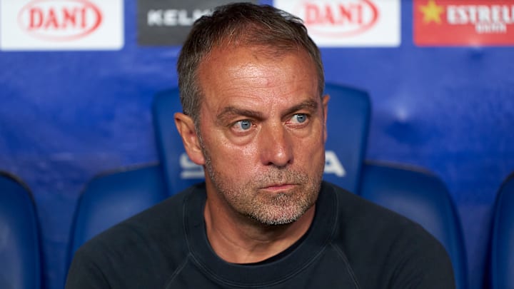 Hansi Flick n'a plus rien à jouer avec le Barça. Hansi Flick n'a plus rien à jouer avec le Barça.