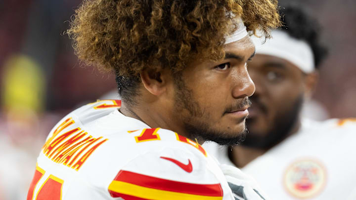 Kansas City Chiefs offensive tackle Kingsley Suamataia (76) against the Arizona Cardinals during a preseason NFL game at State Farm Stadium.
