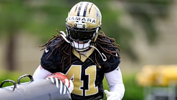 Alvin Kamara executes a drill during New Orleans Saints Mandatory Minicamp