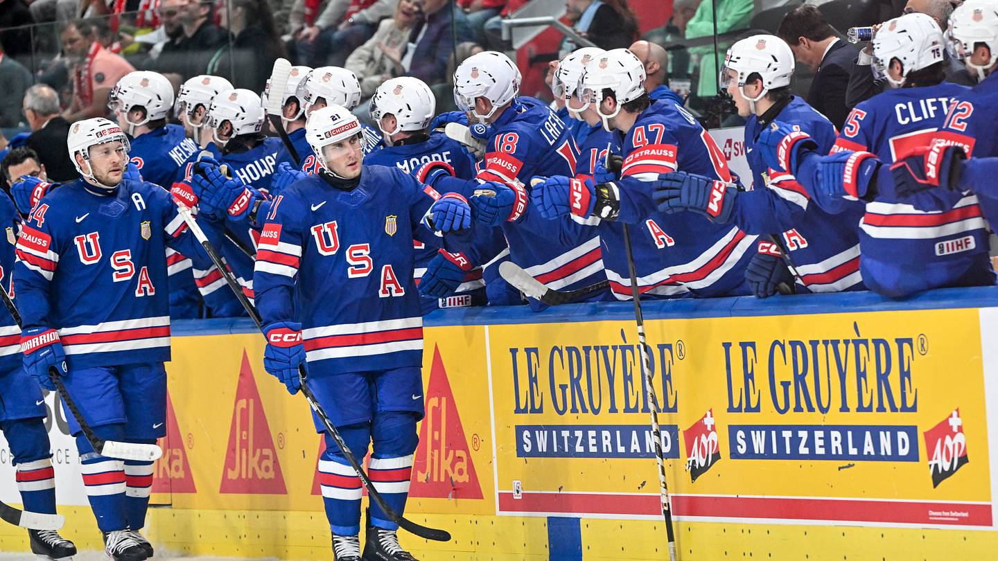 Bruins Forwards Alex Steeves, Lukas Reichel Record Assists in Day 6 of IIHF World Championship