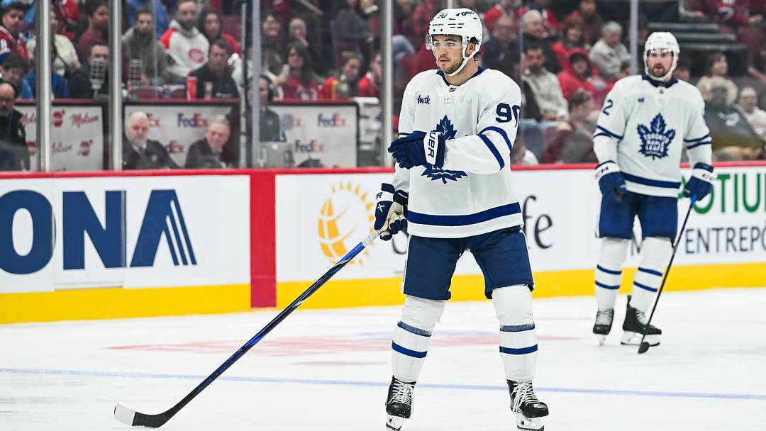 Sep 19, 2026; Montreal, Quebec, CAN; Toronto Maple Leafs center Brendan Brisson (90) tracks the play against the Montreal Canadiens during the third period at Bell Centre. Mandatory Credit: David Kirouac-Imagn Images