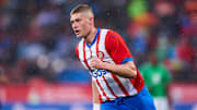 Artem Dovbyk soma 20 gols na temporada