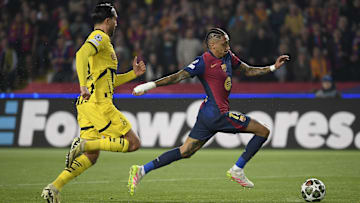 Raphinha é o artilheiro e líder em assistências na Champions League, com 19 participações em gols