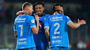 El polaco Mateusz Bogusz, Ángel Sepúlveda y Jorge Sánchez celebran el 4-0 de Cruz Azul sobre Vancouver Whitecaps