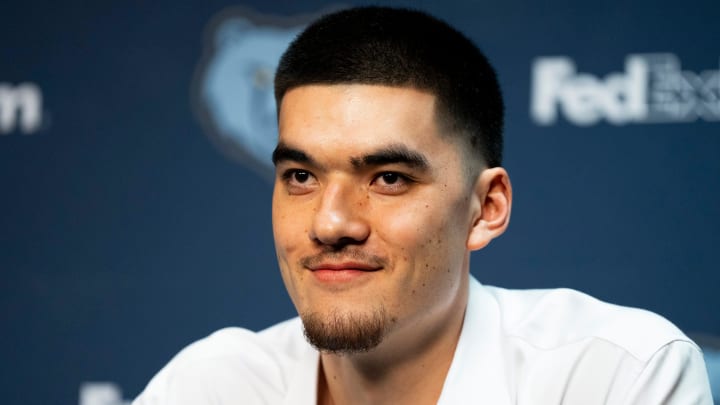 Zach Edey, a first-round draft pick for the Grizzlies, smiles during a press conference to introduce the team’s 2024 NBA Draft picks at FedExForum on Friday, June 28, 2024.