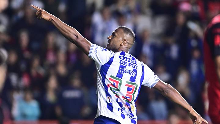 Salomón Rondón rescata al Pachuca ante Xolos. Salomón Rondón rescata al Pachuca ante Xolos.