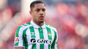 Vitor Roque n'est toujours pas parti.