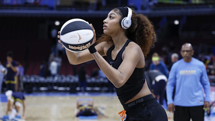 Chicago Sky forward Angel Reese warms up before a WNBA game against the Indiana Fever at United Center. 