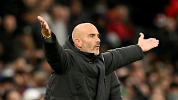 TOPSHOT-FBL-ENG-PR-MAN UTD-CHELSEA