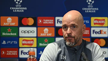 FBL-EUR-C1-MAN UTD-PRESSER