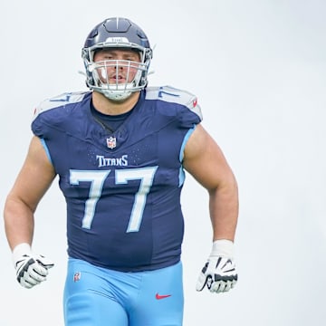 Peter Skoronski enters the field before the Tennessee Titans play the Cincinnati Bengals.