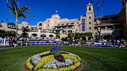 Scenes from around the track at Del Mar Thoroughbred Club in Del Mar, California on October 28, 2025. 