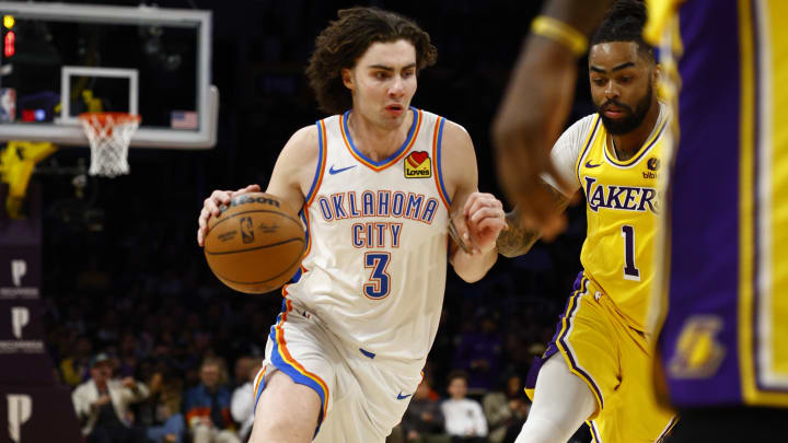 Oklahoma City Thunder v Los Angeles Lakers