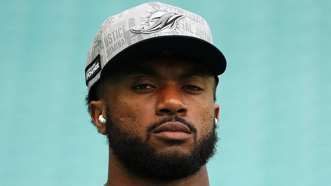 Miami Dolphins tackle Austin Jackson Miami Dolphins tackle Austin Jackson