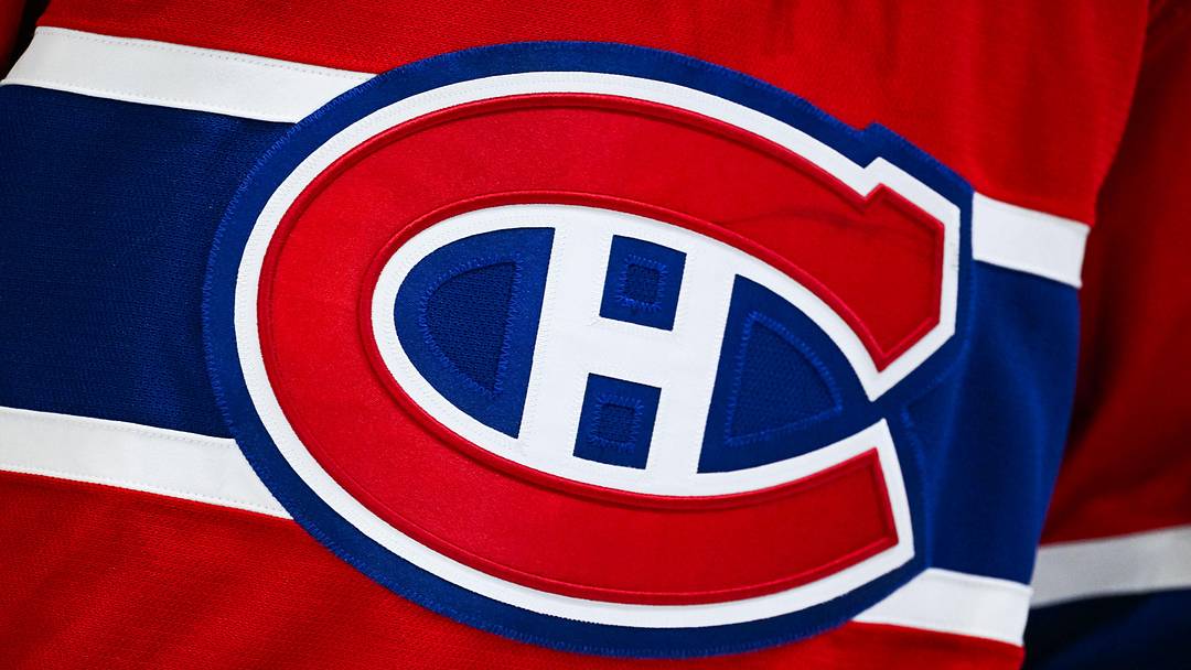 Feb 26, 2026; Montreal, Quebec, CAN; View of a Montreal Canadiens logo on a jersey worn by a member of the team during the second period at Bell Centre. Mandatory Credit: David Kirouac-Imagn Images Feb 26, 2026; Montreal, Quebec, CAN; View of a Montreal Canadiens logo on a jersey worn by a member of the team during the second period at Bell Centre. Mandatory Credit: David Kirouac-Imagn Images