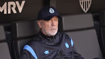 Grêmio de Mano Menezes voltou a vencer no Brasileirão 2025