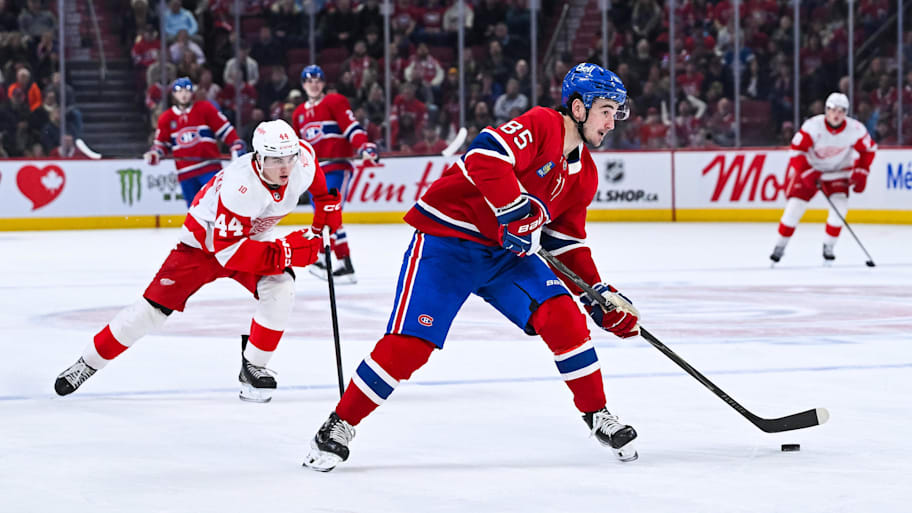 Montreal Canadiens left wing Alexandre Texier plays the puck against the Detroit Red Wings.