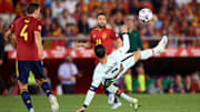 Cristiano Ronaldo, Jordi Alba y Pau Torres