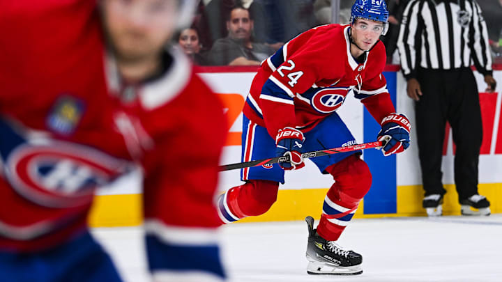 Oct 1, 2024; Montreal, Quebec, CAN; Montreal Canadiens defenseman Logan Mailloux (24) looks towards the play against the Ottawa Senators during the second period at Bell Centre. Mandatory Credit: David Kirouac-Imagn Images Oct 1, 2024; Montreal, Quebec, CAN; Montreal Canadiens defenseman Logan Mailloux (24) looks towards the play against the Ottawa Senators during the second period at Bell Centre. Mandatory Credit: David Kirouac-Imagn Images