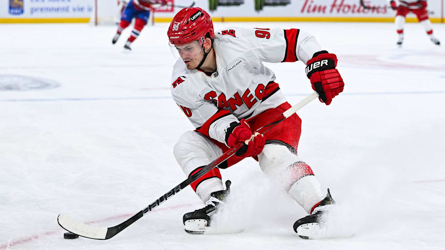 NHL free agent Jack Roslovic remains unsigned less than two months before the regular season.  | David Kirouac-Imagn Images