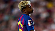 Lamine Yamal segue fora de combate no Barcelona