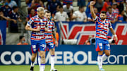 Silvio Romero deixou o dele no reencontro com os Millonarios