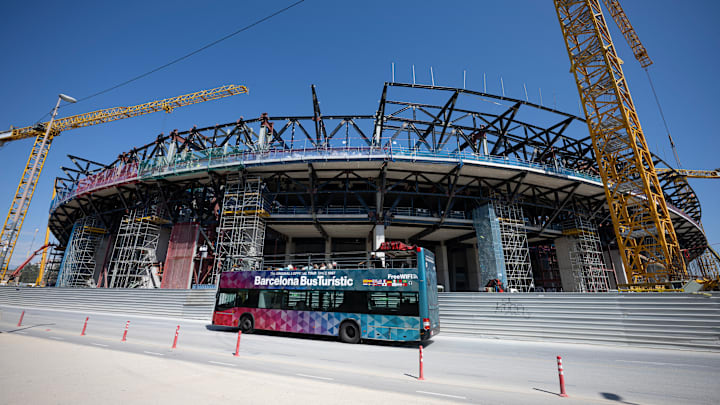 Le Camp Nou, toujours en travaux Le Camp Nou, toujours en travaux